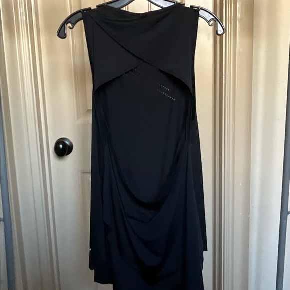 Gymshark Long Open Back Tank Top - Picture 2 of 6